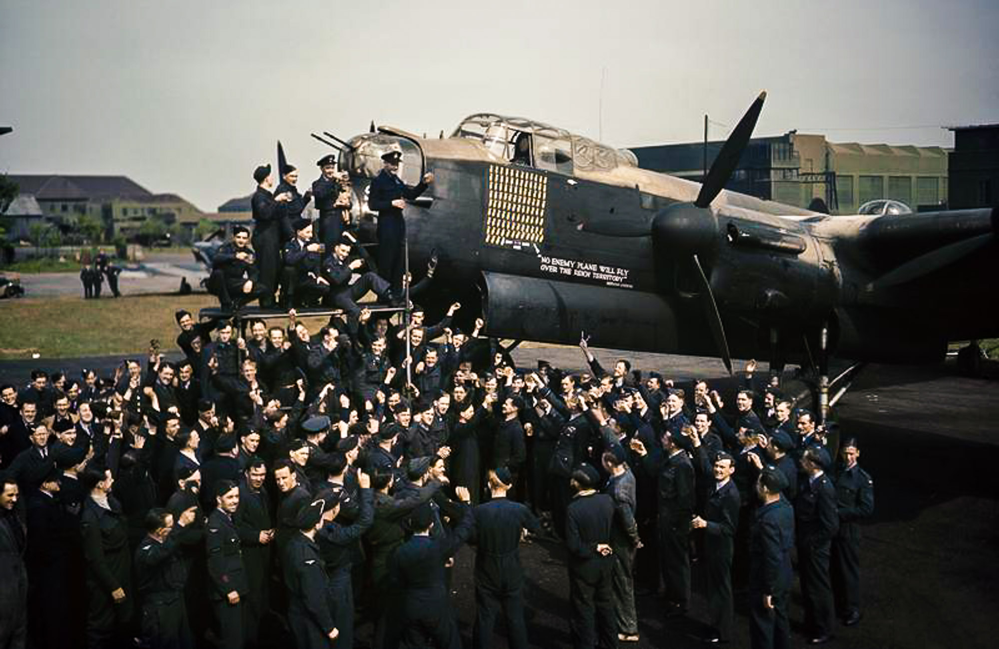 Avro Lancaster - R5868
