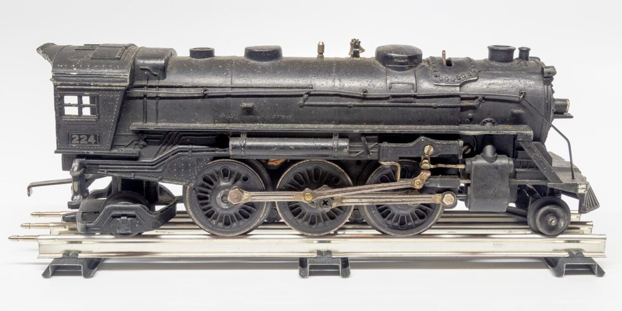 Lionel #224 Steam Locomotive Lionel #224